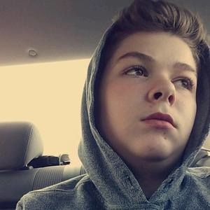 Meet your Posher, Ethan